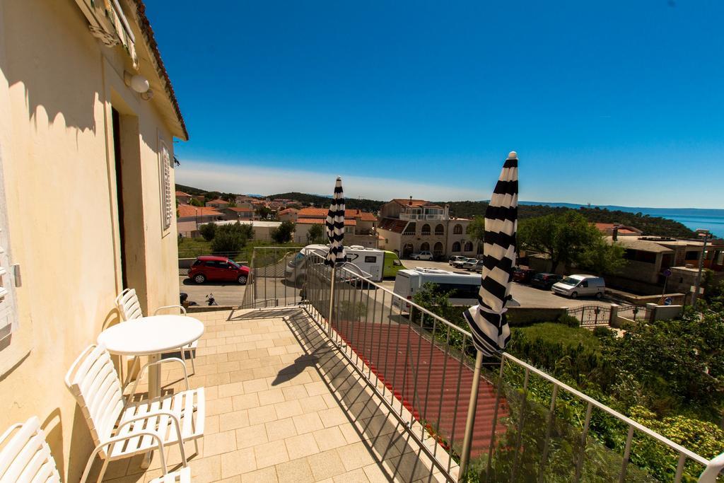 Studios Jakov Макарска Екстериор снимка